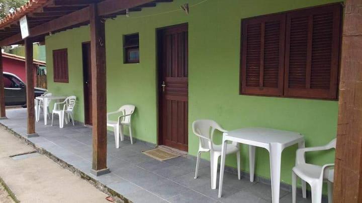 Suite Pe Na Areia- Espaco Independente Na Praia Do Curral Com Localizacao Privilegiada - Simplicidade E Comodidade Com O Por Do Sol Mais Lindo De Ilhabela - Melhor Custo Beneficio Para Ate 4 Pessoas , Na Av Jose Pacheco Do Nascimento Nº 7682 Bagian luar foto