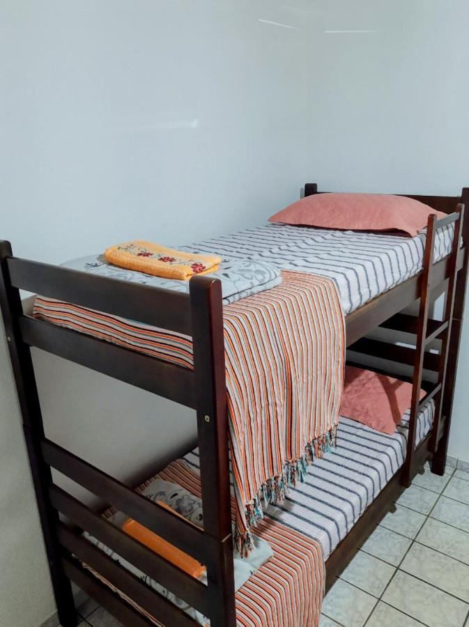 Suite Pe Na Areia- Espaco Independente Na Praia Do Curral Com Localizacao Privilegiada - Simplicidade E Comodidade Com O Por Do Sol Mais Lindo De Ilhabela - Melhor Custo Beneficio Para Ate 4 Pessoas , Na Av Jose Pacheco Do Nascimento Nº 7682 Bagian luar foto